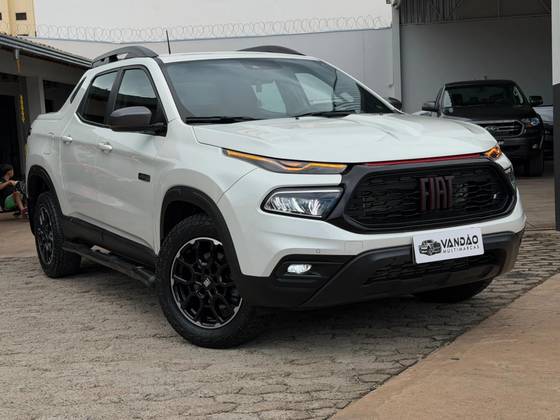 FIAT TORO 2.0 16V TURBO DIESEL ULTRA 4WD AT9